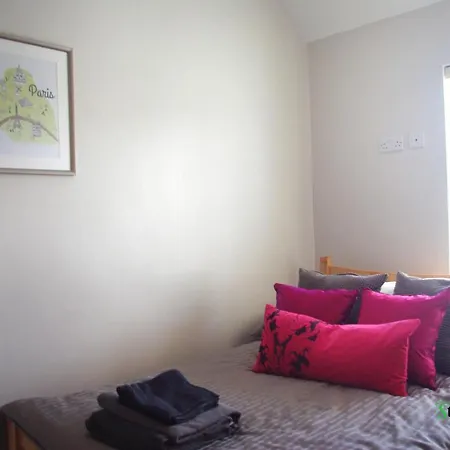 Fairview Serviced Apartman